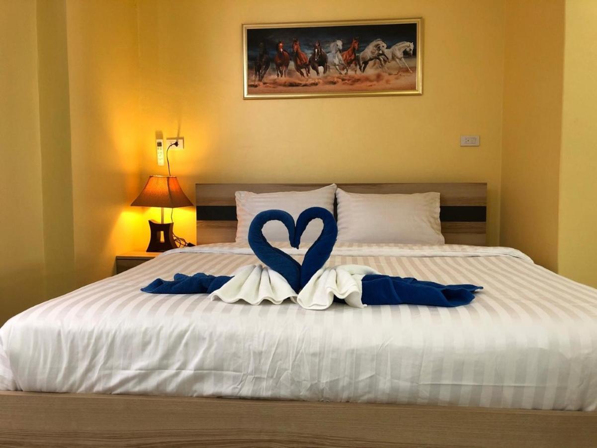Inn Dulgence Patong Exteriér fotografie