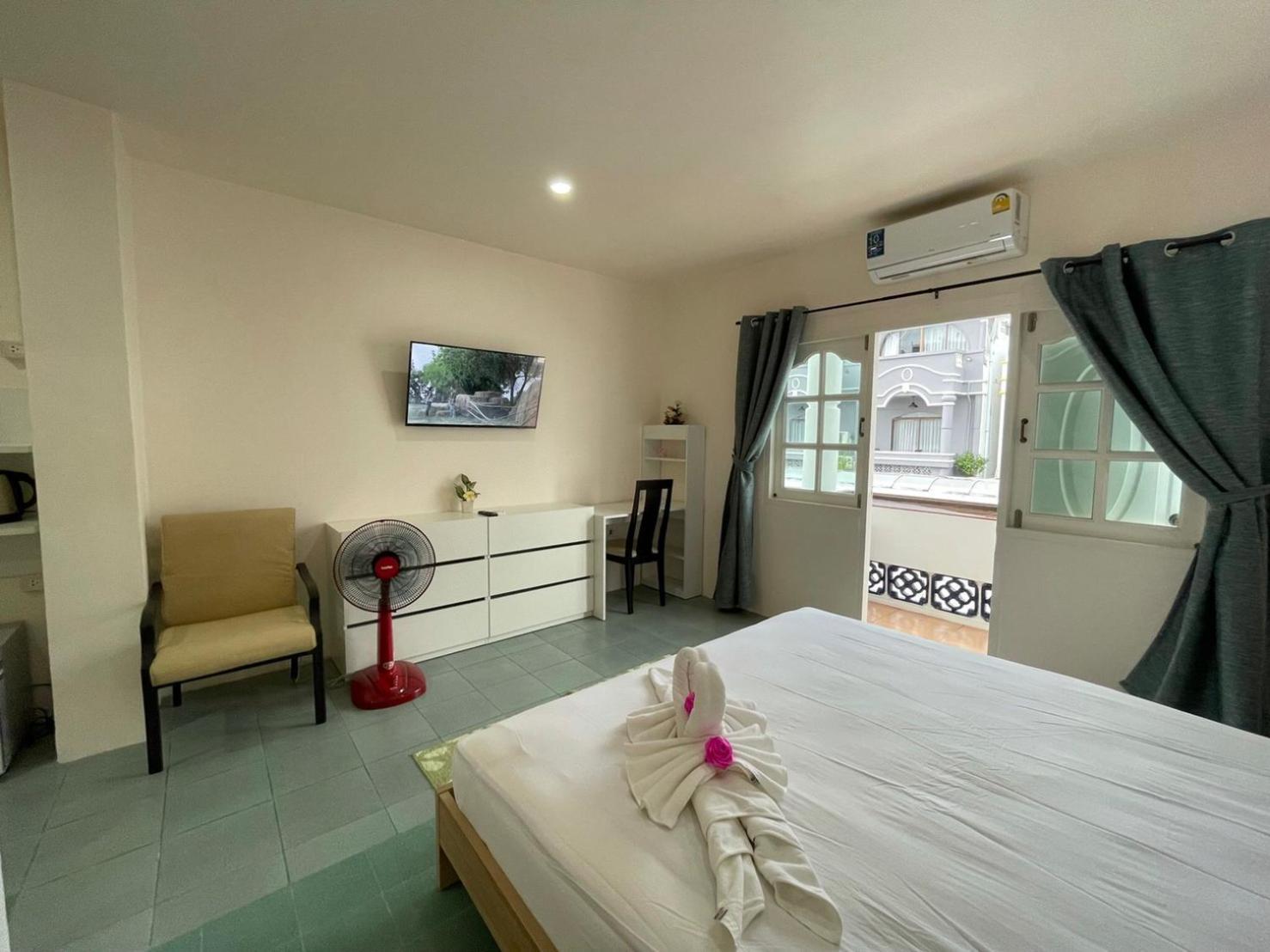 Inn Dulgence Patong Exteriér fotografie